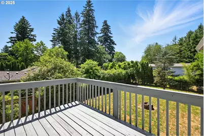 5609 SE 117th Ave, Portland, OR 97266 - Photo 5