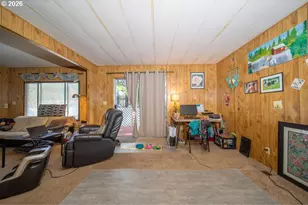 530 Myeena Loop, Florence, OR 97439 - Photo 17