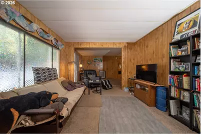 530 Myeena Loop, Florence, OR 97439 - Photo 15