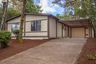 530 Myeena Loop, Florence, OR 97439 - Photo 3