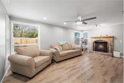 28043 SW Wagner St, Wilsonville, OR 97070 - Photo 9