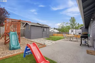 471 SE 17th St, Troutdale, OR 97060 - Photo 27