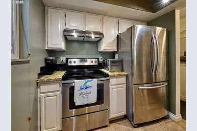 10276 SW Trapper Ter, Beaverton, OR 97008 - Photo 3
