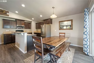 4946 Holly St, Springfield, OR 97478 - Photo 13
