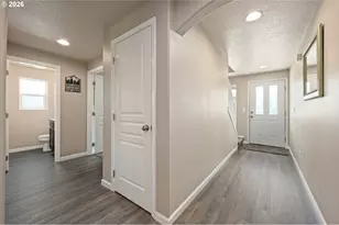 4946 Holly St, Springfield, OR 97478 - Photo 15