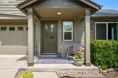 4946 Holly St, Springfield, OR 97478 - Photo 3