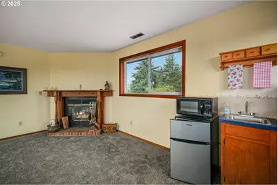 8890 Shaw Sq, Aumsville, OR 97325 - Photo 23