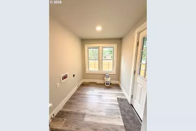 625 Baltimore St, Elgin, OR 97827 - Photo 13