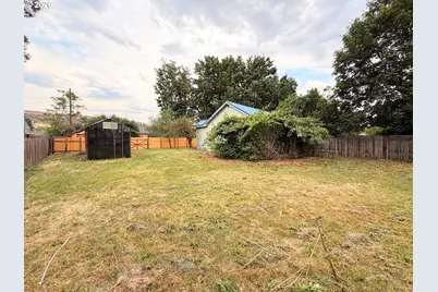 625 Baltimore St, Elgin, OR 97827 - Photo 17