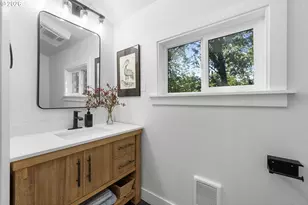 2226 SW Iowa St, Portland, OR 97239 - Photo 23