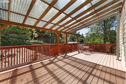 2226 SW Iowa St, Portland, OR 97239 - Photo 5
