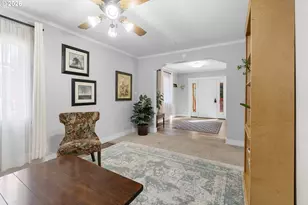 2226 SW Iowa St, Portland, OR 97239 - Photo 9