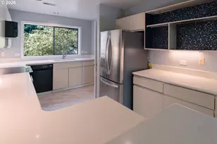17027 SW Versailles Ln, Portland, OR 97224 - Photo 17