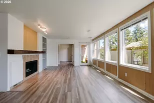 17027 SW Versailles Ln, Portland, OR 97224 - Photo 7
