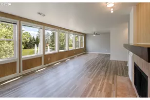 17027 SW Versailles Ln, Portland, OR 97224 - Photo 5