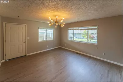 1410 Grand Blvd, Vancouver, WA 98661 - Photo 15