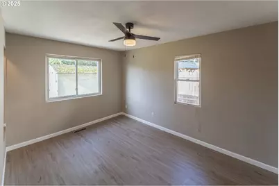 1410 Grand Blvd, Vancouver, WA 98661 - Photo 19