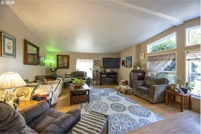 9580 N Fork Siuslaw Rd, Florence, OR 97439 - Photo 33