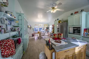 9580 N Fork Siuslaw Rd, Florence, OR 97439 - Photo 23