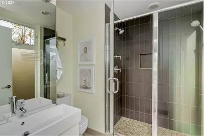 1102 NE Tillamook St #5, Portland, OR 97212 - Photo 33