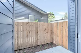 2389 SE 45th Ave, Portland, OR 97215 - Photo 13