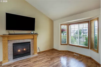 239 Blue Jay Loop, Creswell, OR 97426 - Photo 5