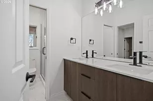 1140 SW Fairfax Pl, Portland, OR 97225 - Photo 29