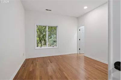 1140 SW Fairfax Pl, Portland, OR 97225 - Photo 39