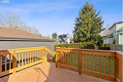 6516 N Knowles Ave, Portland, OR 97217 - Photo 31