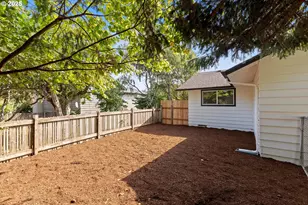 6114 NW Cherry St, Vancouver, WA 98663 - Photo 43