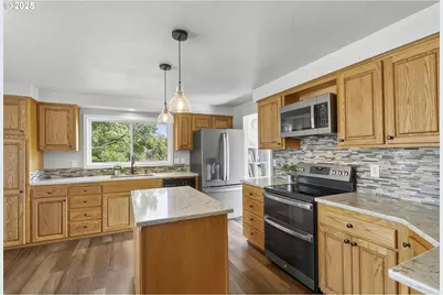 17810 NE 47th Ave, Vancouver, WA 98686 - Photo 9