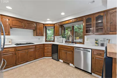 4586 Constitution Ave SE, Salem, OR 97302 - Photo 17