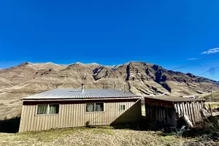 73720 Indian Creek Rd, Imnaha, OR 97842 - Photo 9