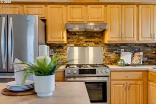 8029 SE Tolman St, Portland, OR 97206 - Photo 7