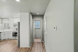 5265 SE 9th Ct, Salem, OR 97306 - Photo 11