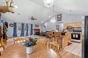 55225 Bingham Rd, Adams, OR 97810 - Photo 9