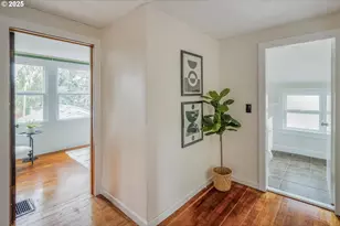 10227 N Macrum Ave, Portland, OR 97203 - Photo 19