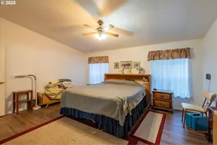 69664 McFarland Rd, North Bend, OR 97459 - Photo 23