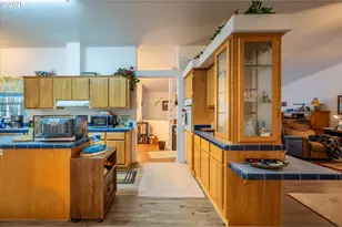 69664 McFarland Rd, North Bend, OR 97459 - Photo 17