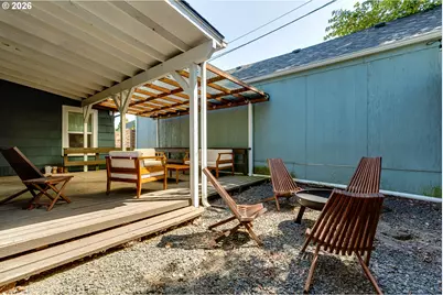 1722 Olive St, Eugene, OR 97401 - Photo 37