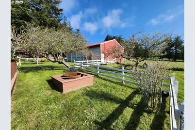 92920 Cape Blanco Rd, Sixes, OR 97476 - Photo 29