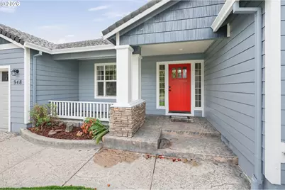 948 Black Wolf Ln, Eagle Point, OR 97524 - Photo 3