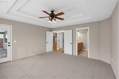 948 Black Wolf Ln, Eagle Point, OR 97524 - Photo 19