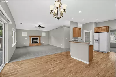 948 Black Wolf Ln, Eagle Point, OR 97524 - Photo 7