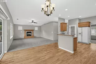 948 Black Wolf Ln, Eagle Point, OR 97524 - Photo 7