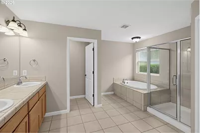 948 Black Wolf Ln, Eagle Point, OR 97524 - Photo 25