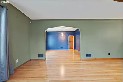 1725 24th St, Salem, OR 97301 - Photo 9