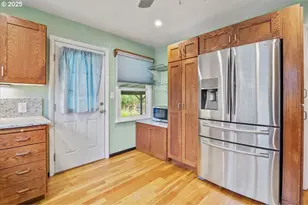 1725 24th St, Salem, OR 97301 - Photo 15