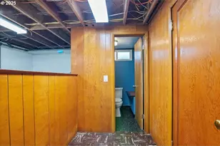 1725 24th St, Salem, OR 97301 - Photo 29