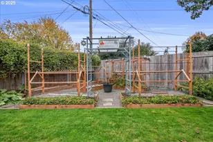 1725 24th St, Salem, OR 97301 - Photo 43
